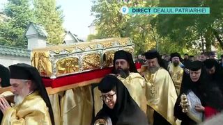 VIDEO Procesiunea „Calea Sfinților” adună mii de credincioși în centrul Bucureștiului