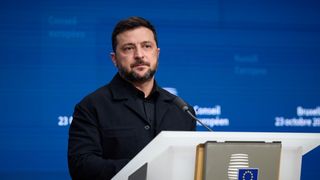 Ucraina, pusă cu spatele la zid de SUA. Noul plan de pace al lui Trump îl obligă pe Zelenski să cedeze teritorii Rusiei