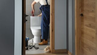 (P) Defecțiuni la funcționarea WC-ului? Uite cum le rezolvi