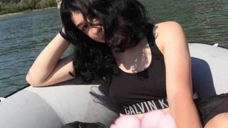 iasi, sinucidere, tanara moarta 