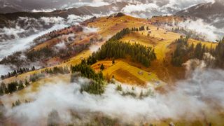 Destinații de vis pentru luna noiembrie 2025: Locuri spectaculoase din România pe care să le vizitezi