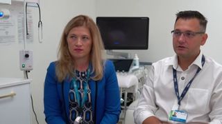 VIDEO „Noi am reprezentat cu mândrie țara noastră”. Plecați dintr-o Românie bolnavă ca să vindece în străinătate