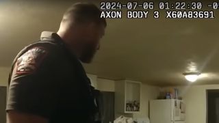 femeie ucisa, SUA, politist