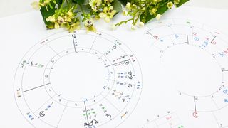 Aspectele astrologice din luna noiembrie 2025: Astrele ne dau bătăi de cap. Cât timp este Mercur retrograd