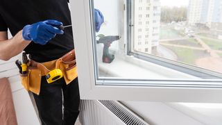 Cum se reglează termopanele pe timp de iarnă