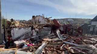 VIDEO Primele ipoteze &icirc;n cazul exploziei devastatoare din Dej. Polițiștii verifică dacă deflagrația a fost provocată de o greșeală a companiei de gaze