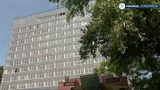 VIDEO Monument istoric sau relicvă comunistă: Hotelul Perla din Mamaia, salvat de la demolare