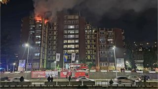 VIDEO "Un dezastru de proporții enorme&rdquo;. Cel puțin 10 oameni au murit după un incendiu la un azil de bătr&acirc;ni