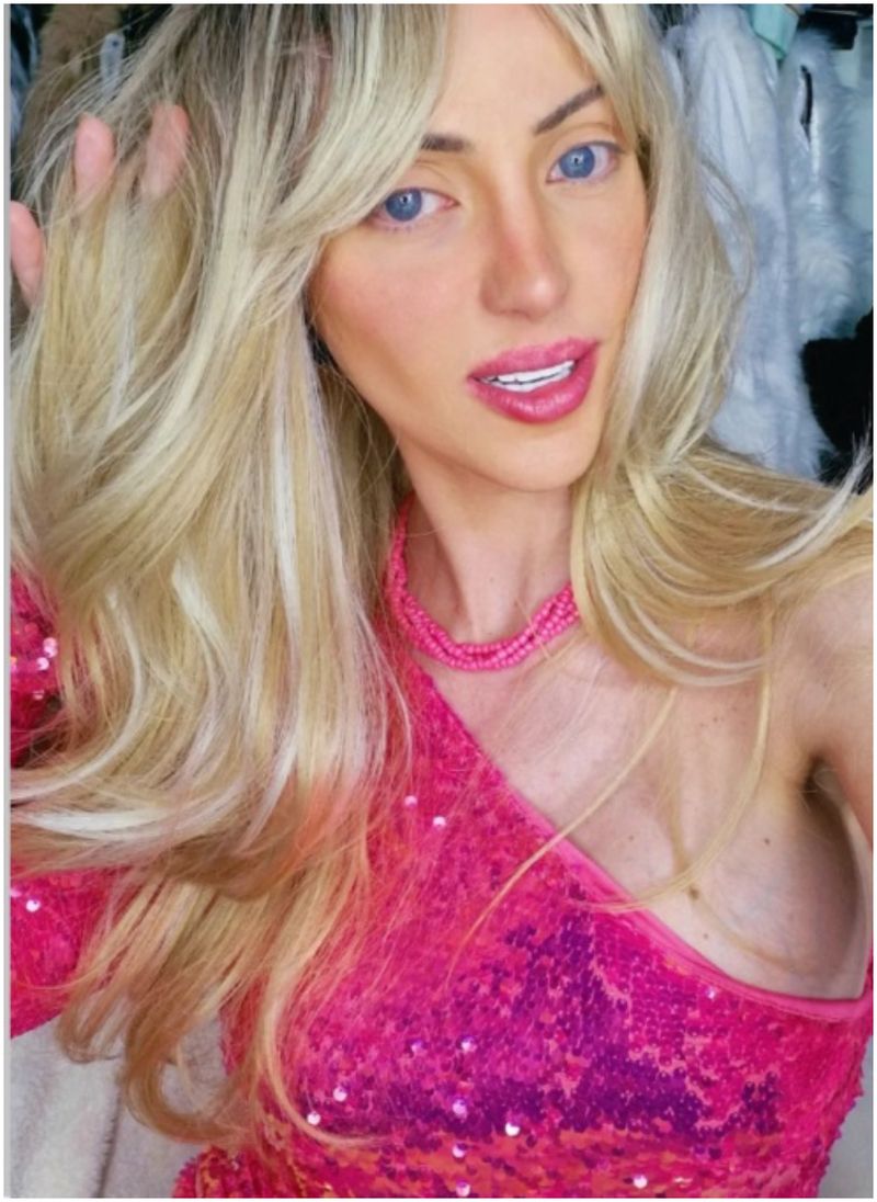 Barbara Jankavski era cunoscută ca Boneca Desumana sau "Barbie Umană"