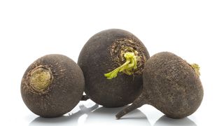 Reţeta cu ridiche neagră care susţine sistemul imunitar