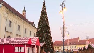 VIDEO Târgul de Crăciun din Sibiu, pregătiri pentru deschidere