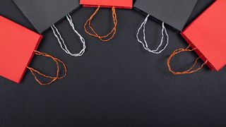 VIDEO Black Friday, cea mai așteptată zi din an. Românii au profitat de ocazie și au cumpărat de toate