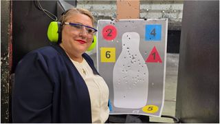 "Să răspundă cei care au închis ochii". Diana Șoșoacă, acuzații dure în cazul femeii din Teleorman ucise cu 15 lovituri de cuțit în timp ce își ținea copilul în brațe