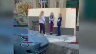 VIDEO Imagini șocante la Timișoara, surprinse de părinții unui bebeluș. Tatăl micuțului aduce acuzații grave medicilor: "Copilul a luat 5 microbi"