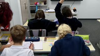 VIDEO &bdquo;Copiii au absolut totul inclus&rdquo;. Părinții rom&acirc;ni aleg tot mai des școlile private