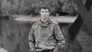 Ioan a murit în condiții cel puțin suspecte. Românul de 25 de ani muncea de trei luni în Franța, iar familia nu înțelege ce s-a întâmplat cu el:  „Ori s-a sinucis, ori l-a ucis cineva. Nu știm nimic”