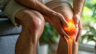 De ce te dor articulațiile de la vreme? Deși pare un mit, fenomenul are de fapt explicații biologice
