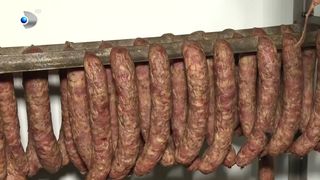 VIDEO &bdquo;C&acirc;rnații din topor&rdquo; de V&acirc;lcea, recunoscuți european