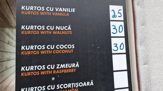 Prețuri K&uuml;rtőskal&aacute;cs la T&acirc;rgul de Crăciun din Craiova &icirc;n 2025