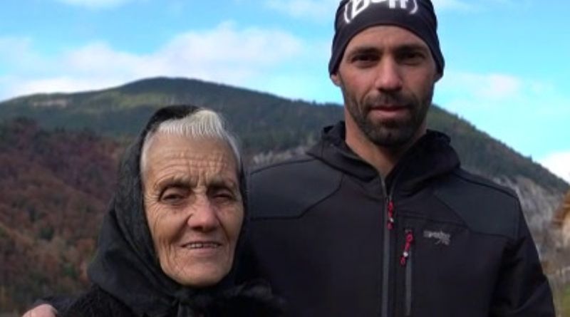 Eugenia Cotinghiu și nepotul său, Viorel Pălici