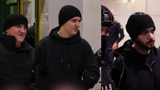 VIDEO UPDATE Horațiu Potra, fiul și nepotul său, aduși sub escortă în România. Aeronava în care se află a aterizat în București