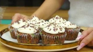 VIDEO Rețeta zilei: brioșe cu dovleac. Un preparat delicios pentru mesele de weekend