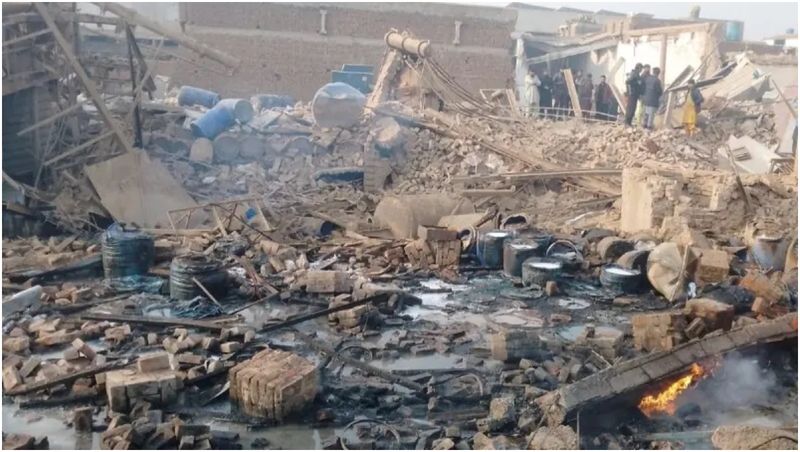 Explozie Pakistan: cel puțin 15 muncitori au fost uciși și alți șapte răniți 