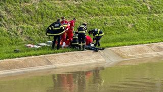 Andrei, bărbatul care a sărit &icirc;n r&acirc;ul Bahlui să salveze de la &icirc;nec o adolescentă, s-a stins. T&acirc;nărul a murit după 6 luni de comă