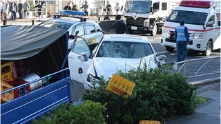 o mașină a intrat &icirc;ntr-o mulțime de pietoni, la Tokyo