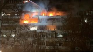 Atac masiv al Rusiei asupra Kievului, &icirc;n plin proces de negociere pentru pace. Cel puțin 6 morți și zeci de răniți