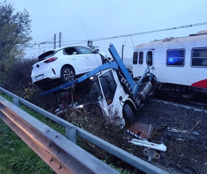 accident grav, tren, italia 