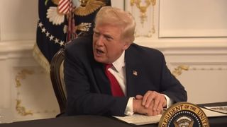 VIDEO Un nou derapaj al lui Donald Trump la adresa unei jurnaliste: "Ești proastă?"