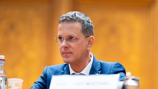 VIDEO Ministrul Apărării și-a anunțat demisia. Ionuț Moșteanu pleacă din funcție, după scandalul legat de studiile sale