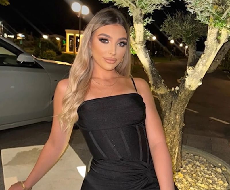 Iasmina a murit la 20 de ani, într-un accident teribil, în București.