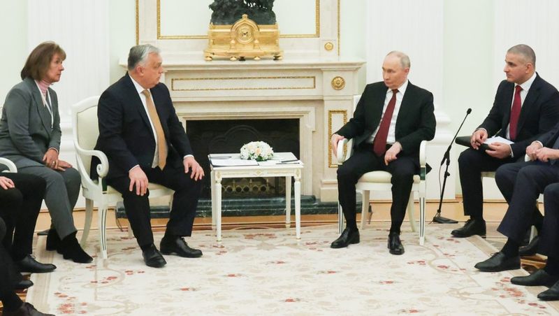 Viktor Orban, primit la Kremlin de Vladimir Putin
