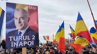 VIDEO Incident la Alba Iulia cu Călin Georgescu. Un bărbat a strigat "Marș la Moscova!”