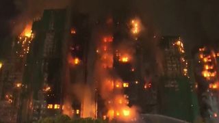 Bilanțul tragediei din Hong Kong a ajuns la aproape 160 de morți. Dezastrul nu a ocolit pe nimeni: victimele au &icirc;ntre 1 și 97 de ani