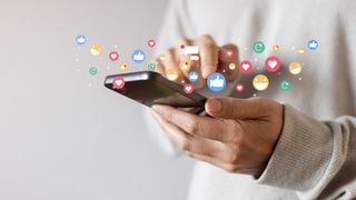 Rețelele sociale urmează să fie interzise prin lege, de luna aceasta. De când intră în vigoare noile reguli