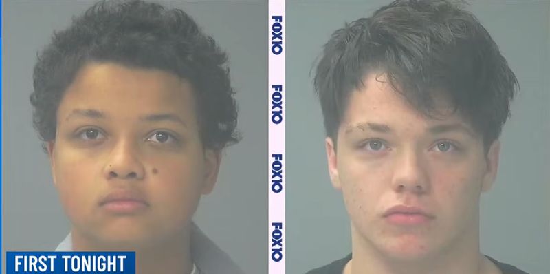 Cei doi elevi au comis crima din cauza unor comentarii pe rețelele sociale