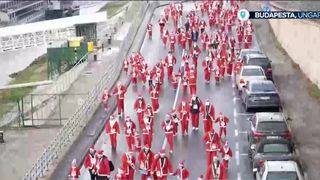 VIDEO „Maratonul lui Moș Crăciun”, la Budapesta