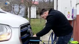 VIDEO Afacerea microbuzelor școlare electrice, anchetată de Parchetul European pentru diferențe uriașe de preț