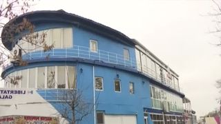 VIDEO Scandal pe faleza Dunării din Galați! Primăria vrea să demoleze trei restaurante cu acte în regulă