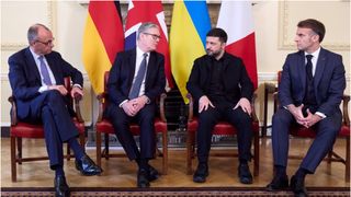 Noul plan de pace, revizuit de Ucraina cu liderii europeni, ajunge azi la Casa Albă. Zelenski exclude cedarea de teritorii Rusiei