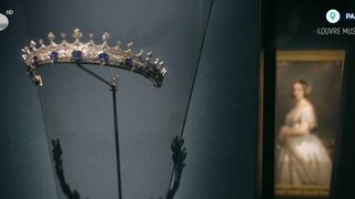 VIDEO Bijuterii regale expuse la Paris