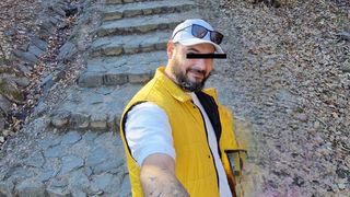 VIDEO Noi detalii în cazul bărbatului găsit mort în mașina carbonizată lângă Oradea. Prietenii acestuia fac mărturii cutremurătoare: "Era fericit. Nu pot să iau în calcul varianta sinuciderii"