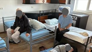 VIDEO Lux plătit, chin ascuns! Adevărul din azilele ilegale din Timiș