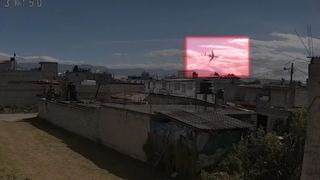 Un avion privat s-a prăbușit peste clădirile din centrul unui oraș. Cel puțin 10 morți