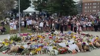 VIDEO Eroii neștiuți și victimele atacului armat din Sidney. Moment plin de durere după masacru 