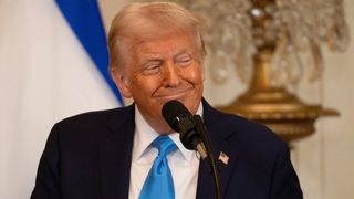 VIDEO Donald Trump, la 11 luni de la revenirea la Casa Albă, ironii dure la adresa lui Biden și Obama