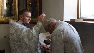 C&acirc;nd vine popa cu Crăciun și c&acirc;ți bani trebuie să &icirc;i dăm